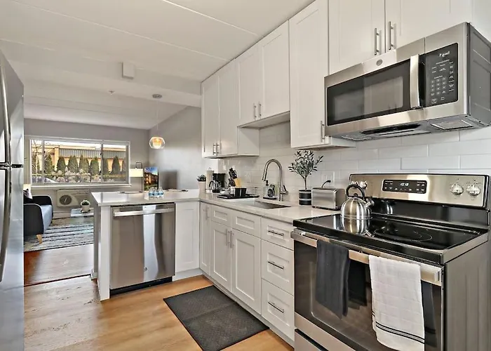 Апартаменты Calm & Cozy 1br In - Salem 5a *